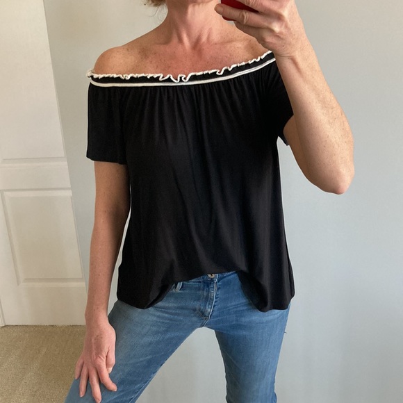 Black Off The Shoulder Top - Picture 7 of 11